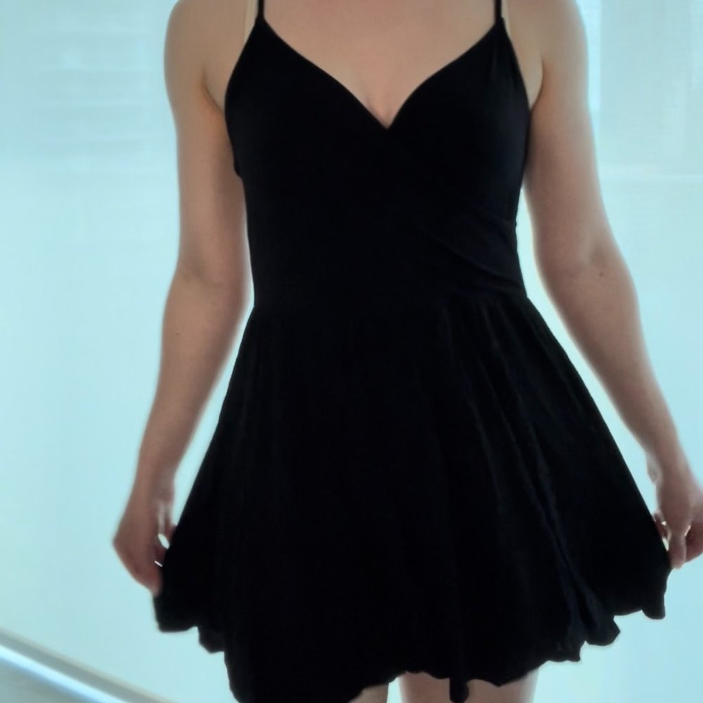 Garage Cross Top Flared Jumper in Black, L